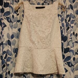 Eric+lani Elegant White Glitter Top Size Medium